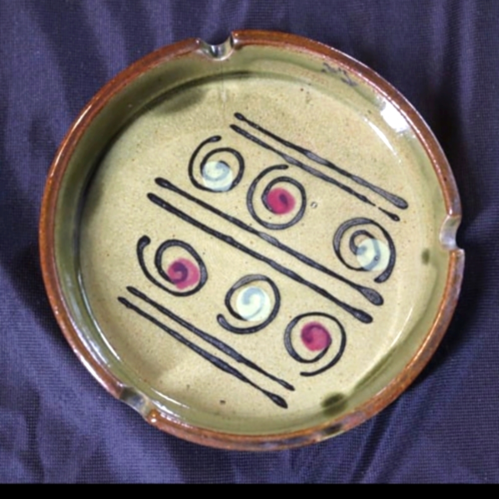 Vintage Nevco Round Green Stoneware Ashtray 3 Slot Abstract Pattern - Picture 2 of 8